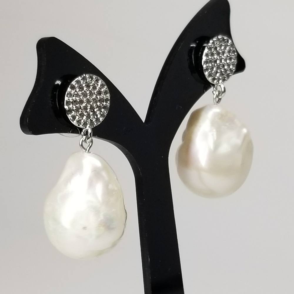 NWT Natural Freshwater Baroque White Pearls NEW - Picture 5 of 8